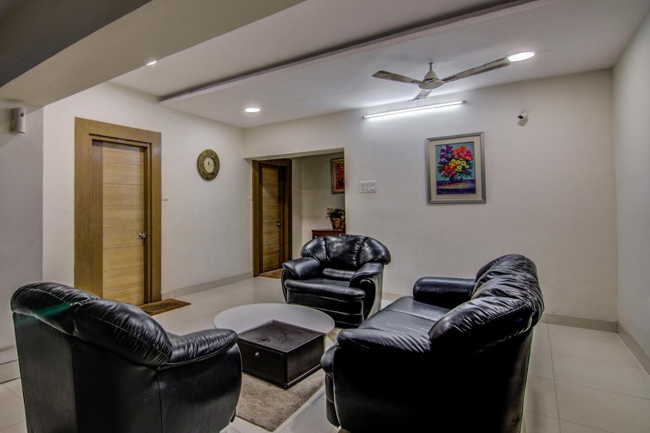 Oyo Hotel 55 Lawsons Bay Jalaripeta Ngoại thất bức ảnh
